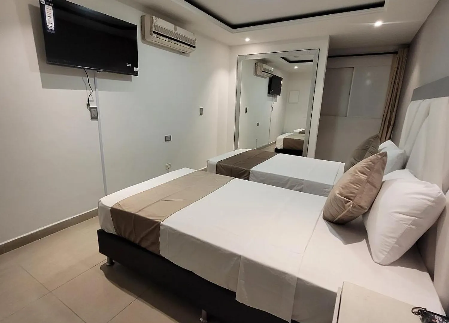 Hotel Med 33 Medellín