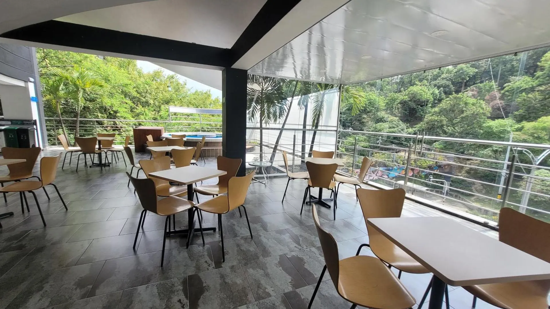 Hotel Med 33 Medellín